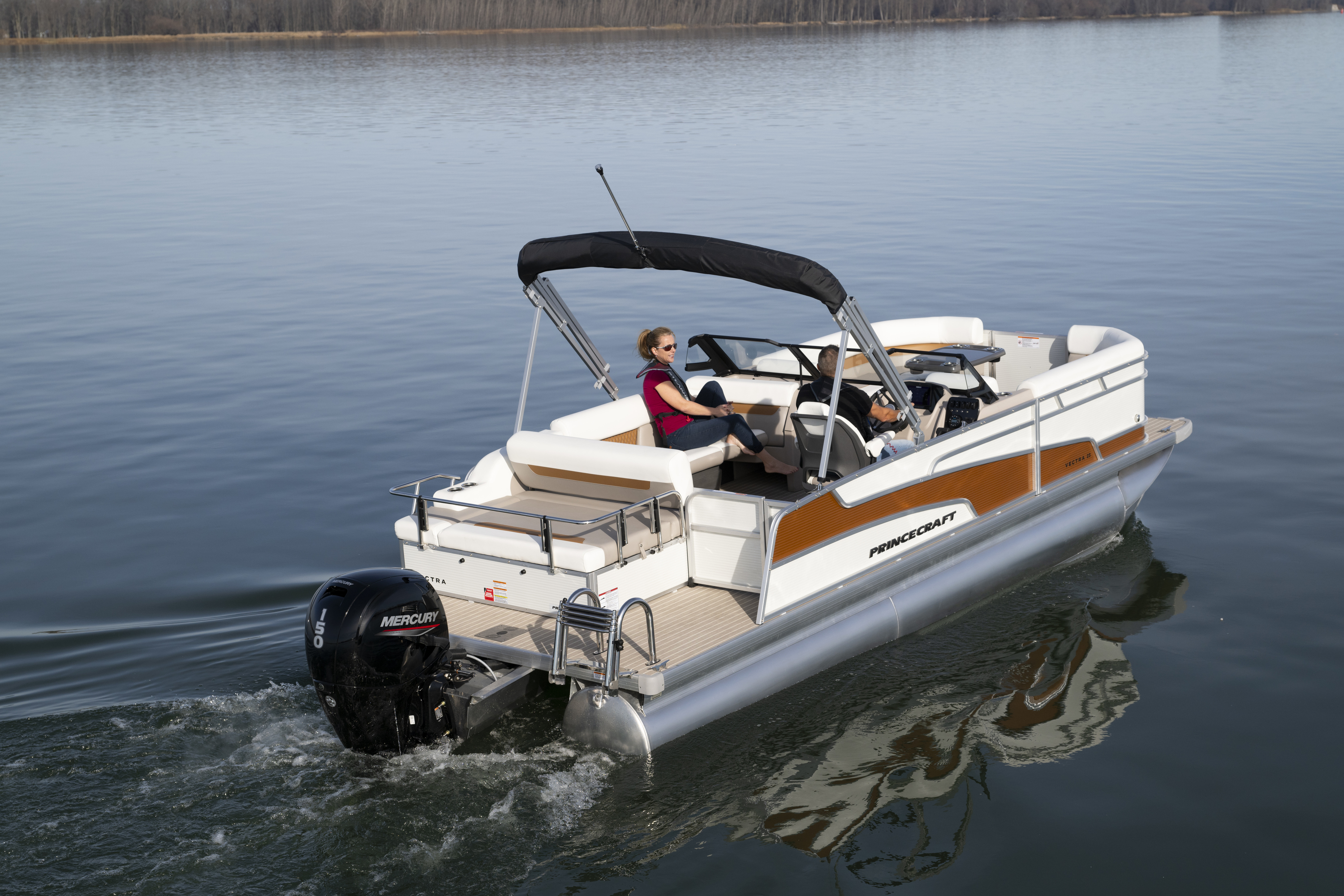 Clearance boats for sale at Fish and Ski Marine