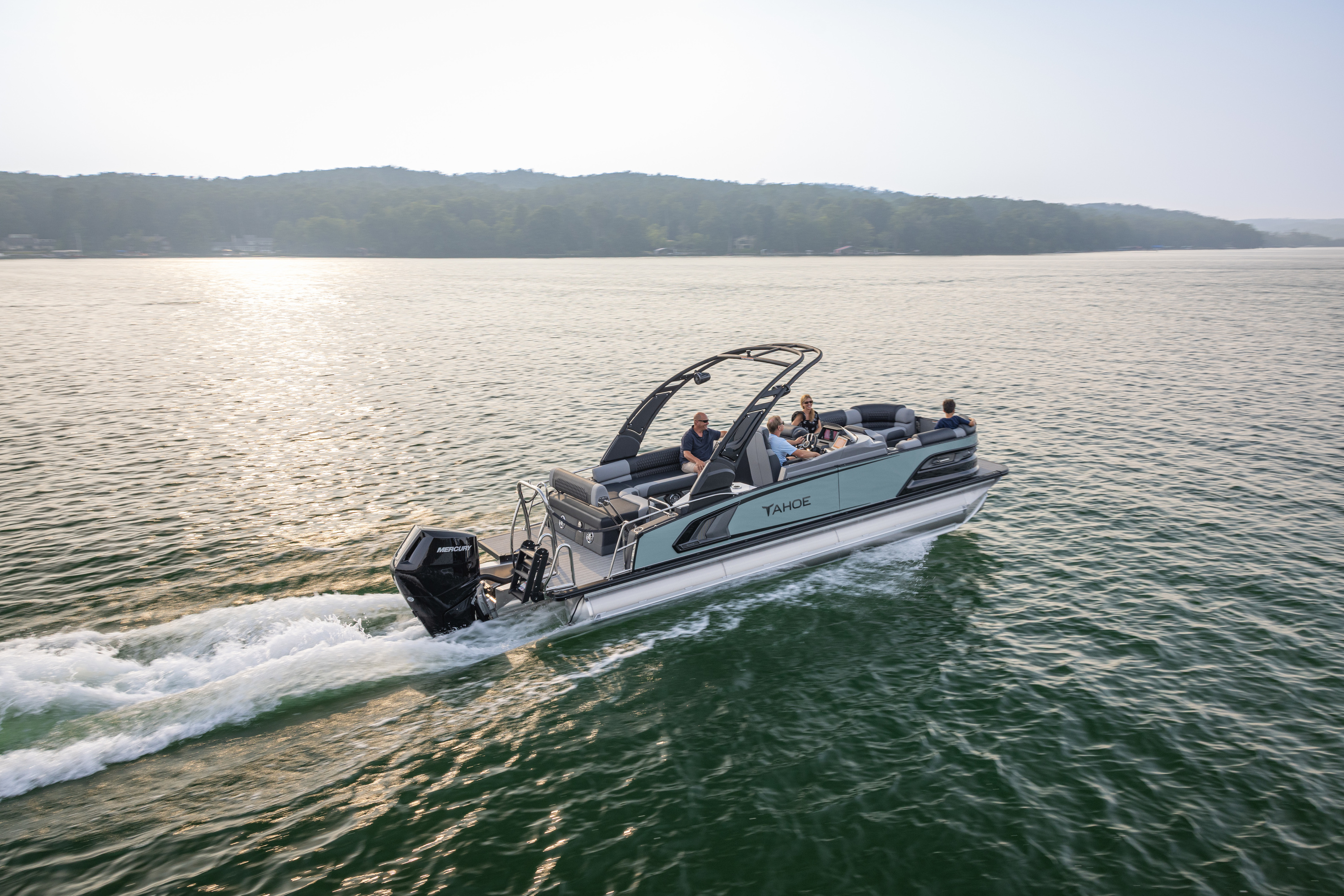New and used pontoon boats for sale in Texas at Fish and Ski Marine dealership locations